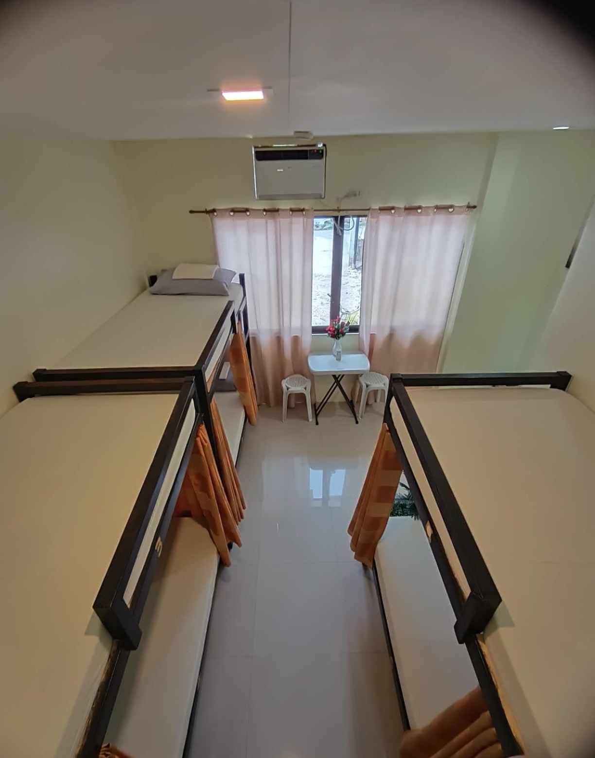 Cheri Backpackers Hostel Moalboal Exterior foto